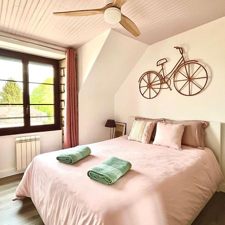 Appartement En Plein Centre Ville Milly-la-Foret Eksteriør billede