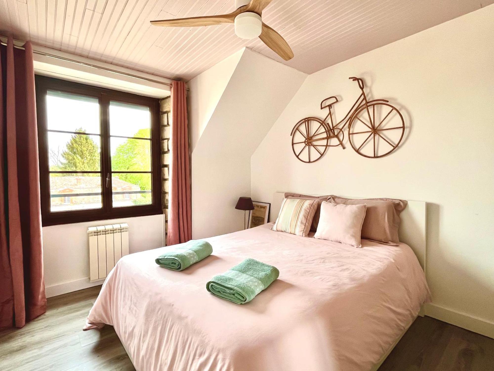 Appartement En Plein Centre Ville Milly-la-Foret Eksteriør billede